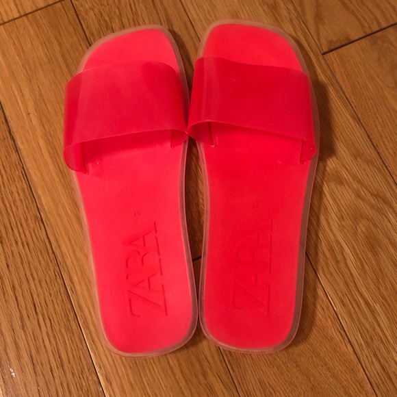 [ZARA] PINK PLASTIC BEACH SANDALS - SIZE 6.5 - Picture 3 of 6